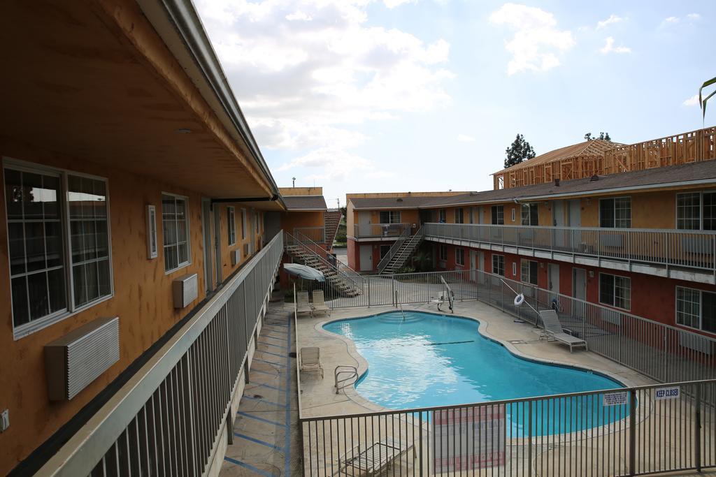 Chateau Inn&Suites Downey Exterior foto