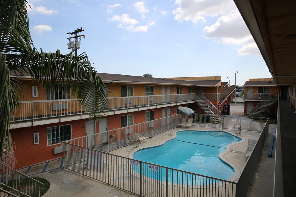 Chateau Inn&Suites Downey Exterior foto